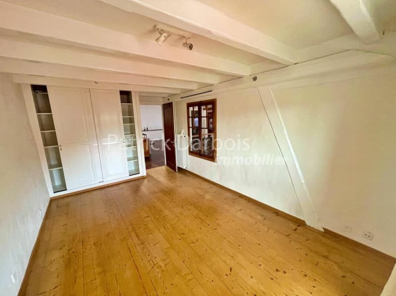 Village house 10 rooms in Montagny-près-Yverdon (25)