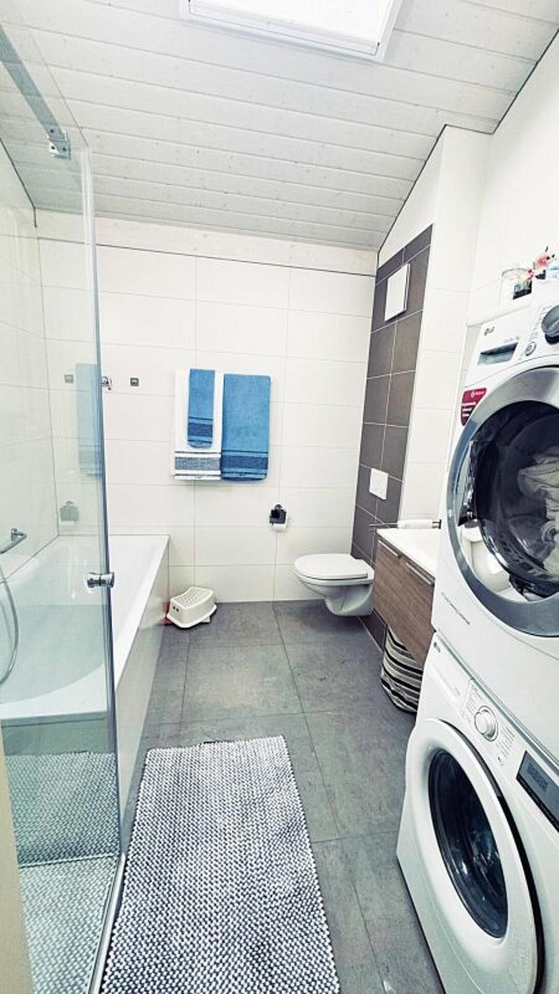 Spacious 3.5-room penthouse in mint condition with a large terrace (15)