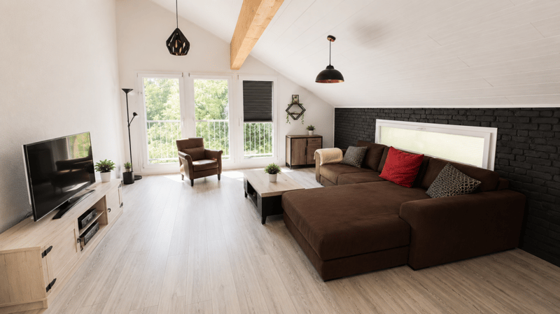 Splendida villa indipendente con 2 unità abitative e un ampio locale disponibile adibito a monolocale, nelle immediate vicinanze del centro di Yverdon, con un ampio giardino ricco di alberi e fiori (23)