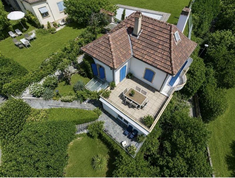 Splendida villa indipendente con vista panoramica, a 200 m dal lago (2)