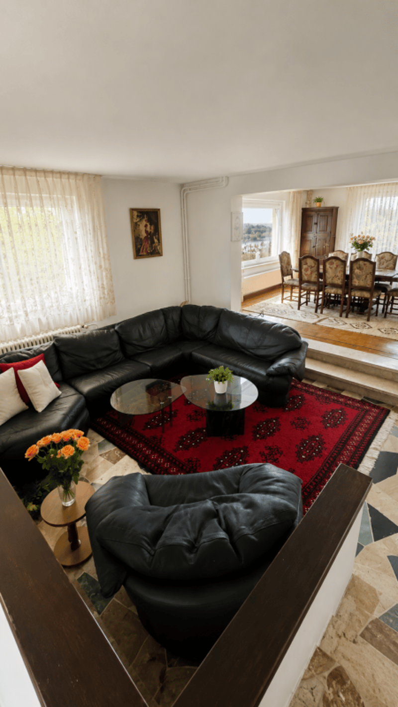 Splendida villa indipendente con vista panoramica, a 200 m dal lago (17)