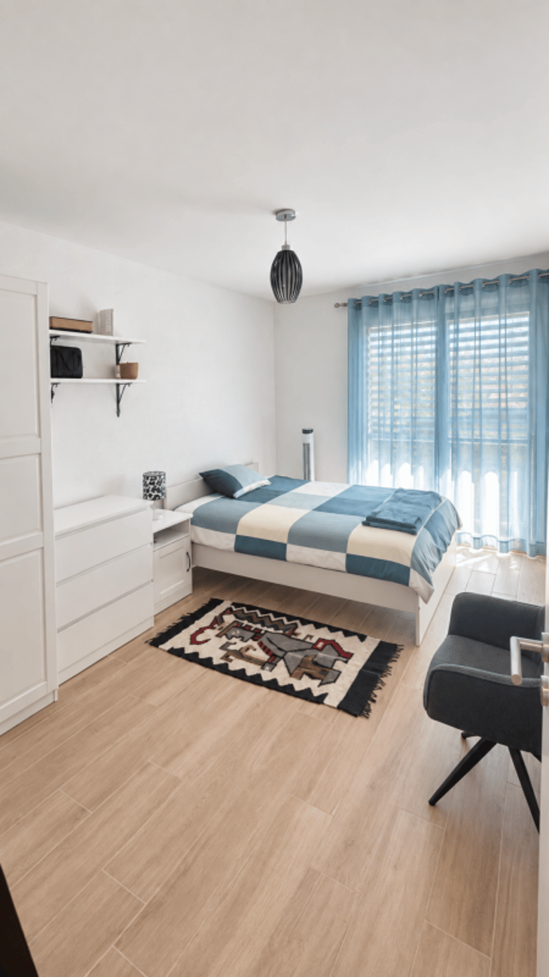 Appartement de 4,5 pièces, comme neuf, construction 2023 et 2 places de parc (17)