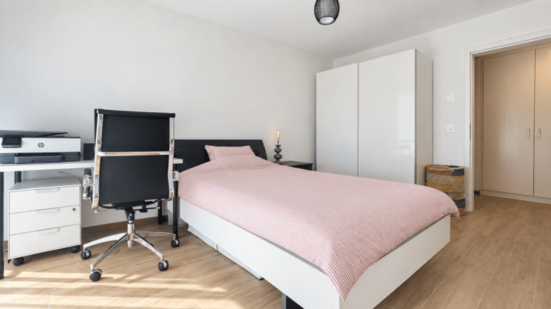 Appartement de 4,5 pièces, comme neuf, construction 2023 et 2 places de parc (16)