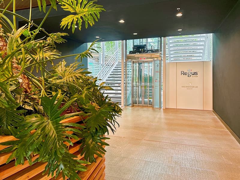 Accesso completo a spazi di ufficio professionali per 2 persone presso Regus Meyrin, The Hive (4)