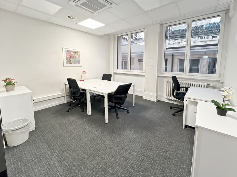 Prenota uno spazio ufficio aperto per aziende di tutte le dimensioni presso Regus Main Station (2)