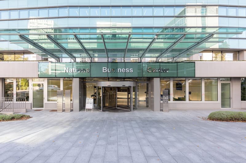 Espace de bureau tout compris pour vous-même et votre équipe à Regus Nations (4)