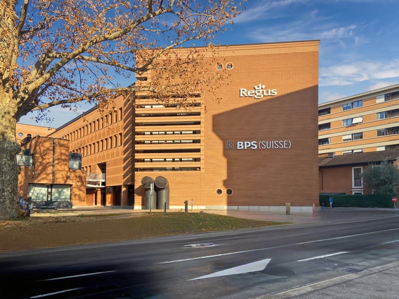 Bureau pour 5 personnes à Regus Casarate (2)