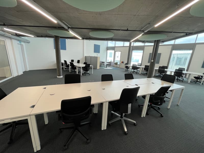 Spazio ufficio aperto all-inclusive per te e il tuo team a Regus iLife City (7)