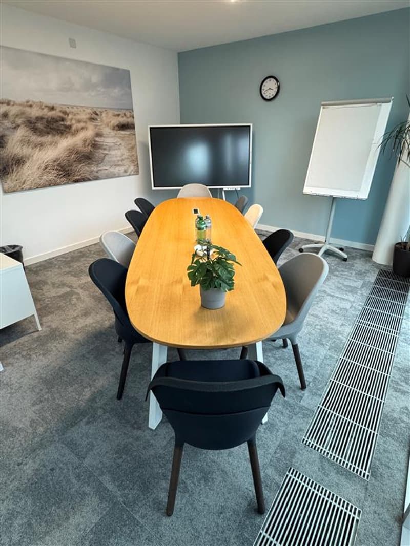 Membership in flexible Regus City Flon offices (3)