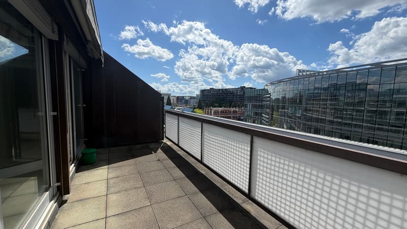 Exclusivité : Bureau/loft au coeur de Sécheron (12)