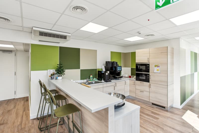 Office spaces for rent in the Acacias sector in Geneva (7)