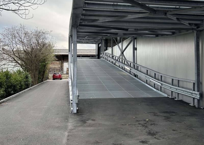 Administrative or light industrial space for rent - Meyrin - From 180 m2 (4)