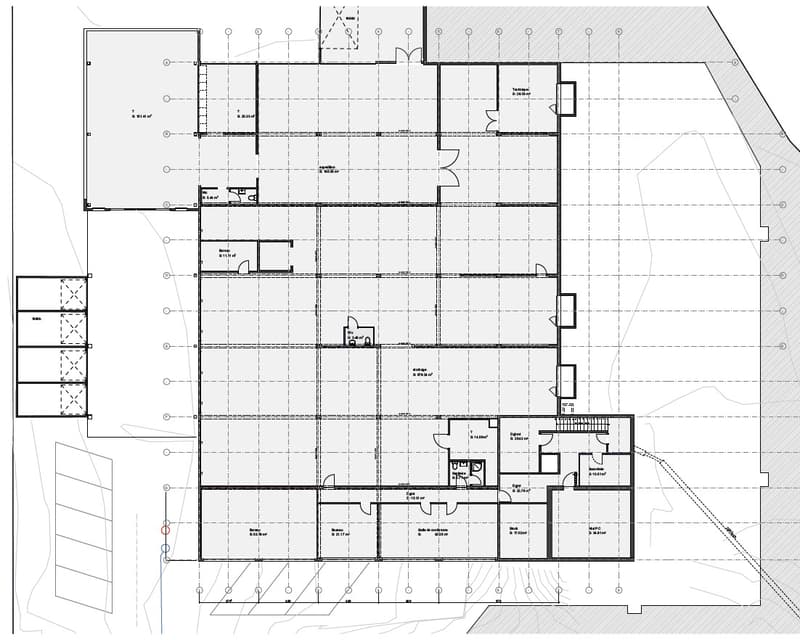 Surface industrielle avec bureaux – ZI Budron – 1’131 m² + bureaux – Accès indépendant & parkings (9)