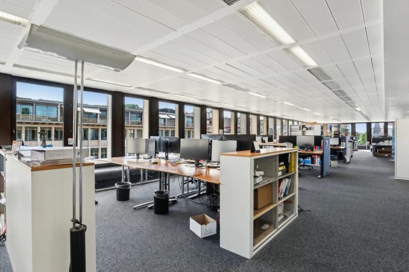 Superficie modulare di 500 m² con vista sul lago immediatamente disponibile! (2)