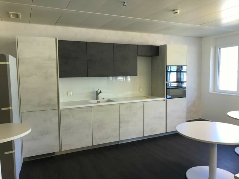 Large modern office space of 850 m² at Morges CFF train station! (9)
