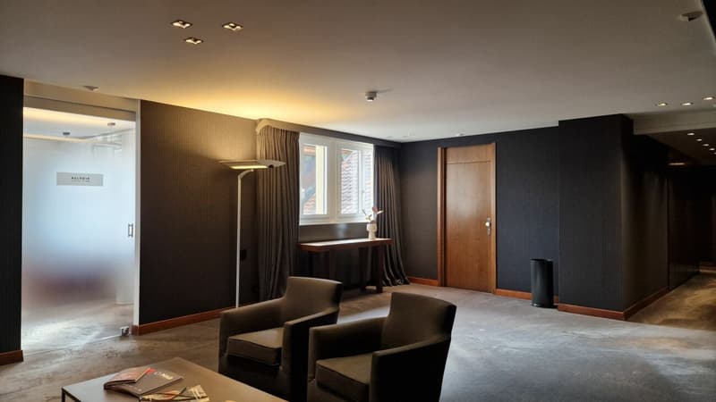 Belle surface administrative de 354m² au coeur de Lausanne: Place Saint-François ! (9)
