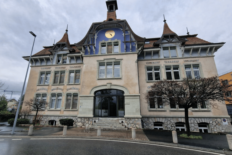 Magnificent independent building - 1000m² close to UNIL EPFL (8)