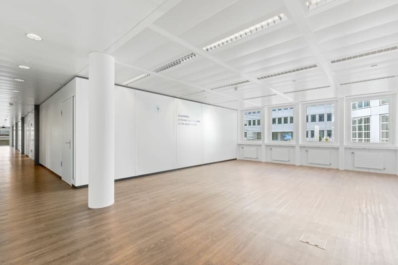 Bureaux modernes disponibles immédiatement à Renens (5)