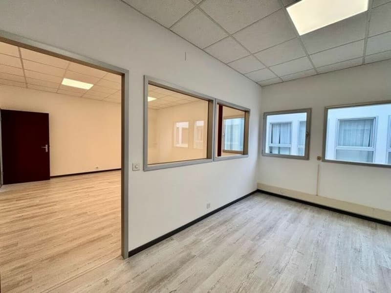 Le-Mont en Budron achetez vos bureaux à CHF 1500/m2 ! 330 m2 libres. (4)