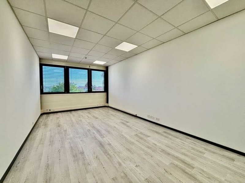 Le-Mont en Budron achetez vos bureaux à CHF 1500/m2 ! 330 m2 libres. (5)