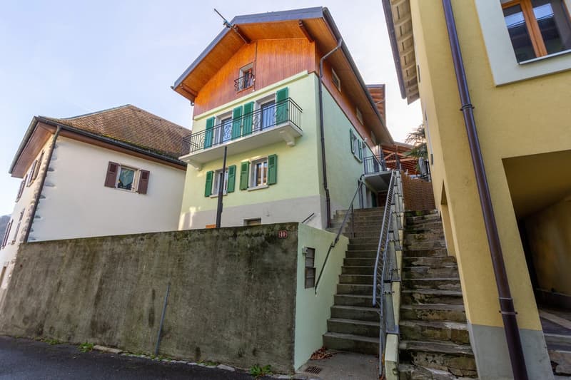 Saint-Gingolph - belle bâtisse avec appartement indépendant (1)
