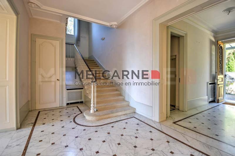 Magnifique maison de Maître avec vue imprenable sur le lac (6)