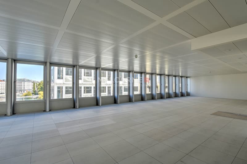 Bureaux d'exception de 1'608 m² avec vue sur la Rade - Rue du Rhône (3)