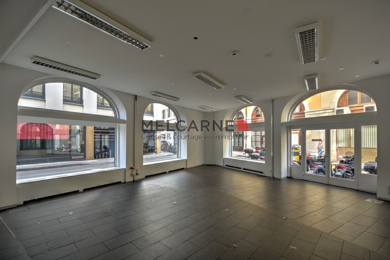 Arcade de 206 m² à louer au coeur de Genève (4)