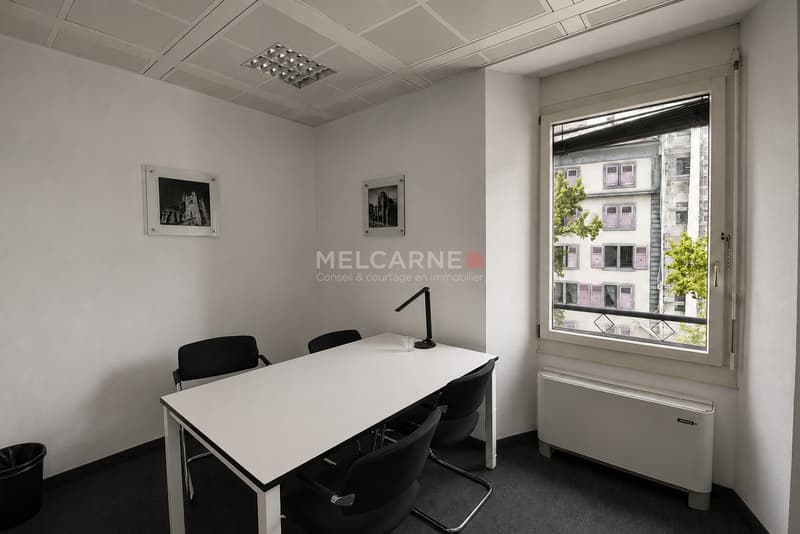Bureaux d'environ 237 m² à louer - Proche du Quai des Bergues (5)