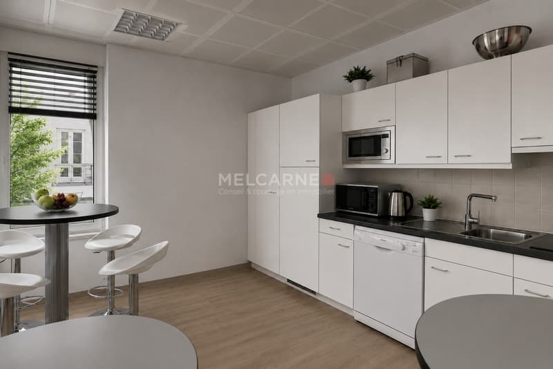 Bureaux d'environ 237 m² à louer - Proche du Quai des Bergues (6)