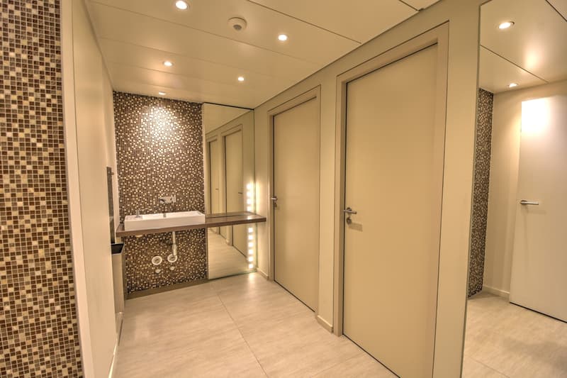 Bureaux d'exception d'env. 135 m2 à louer (4)