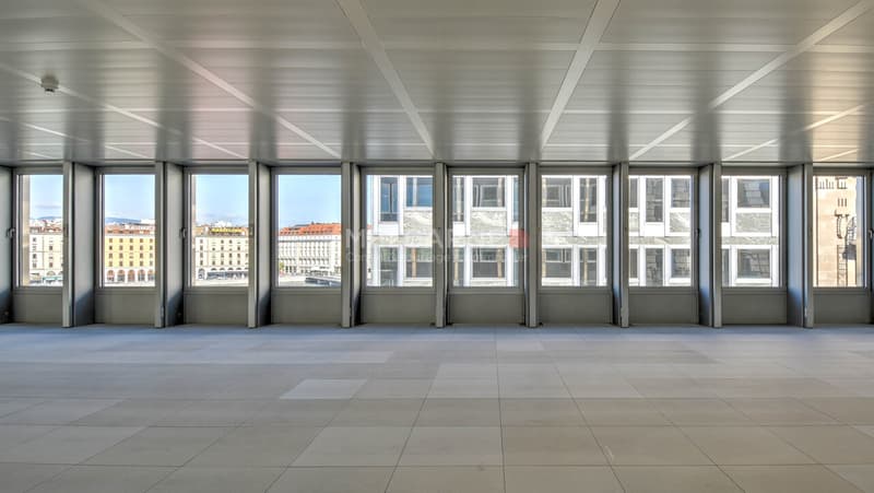 Bureaux d'exception de 804 m² avec vue sur la Rade - Rue du Rhône (5)