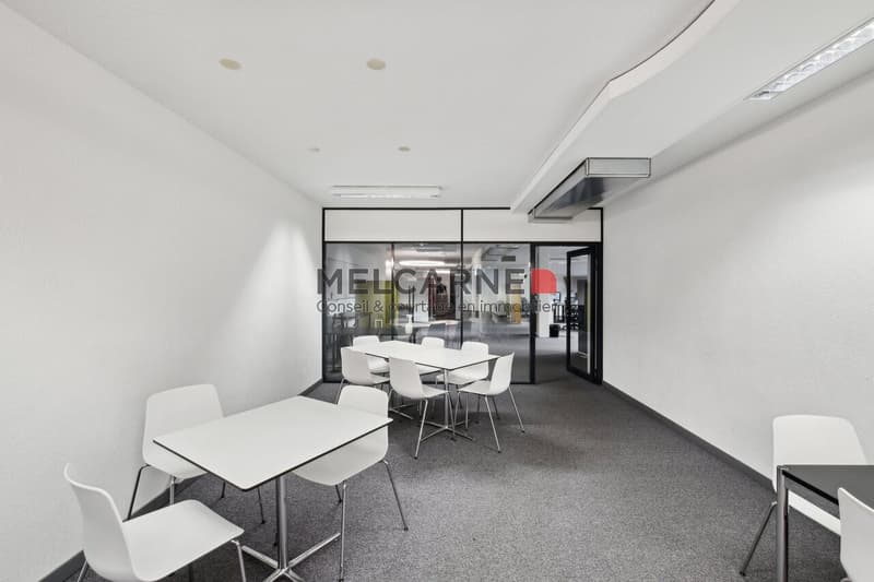Bureaux d'environ 206 m² à louer au coeur du quartier des Bains (4)