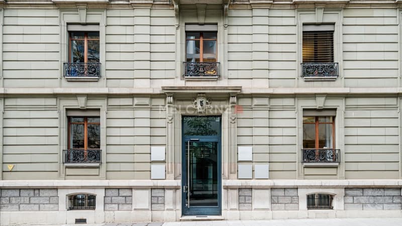Bureaux de 104 m² idéalement situés à proximité du Parc des Bastions (11)