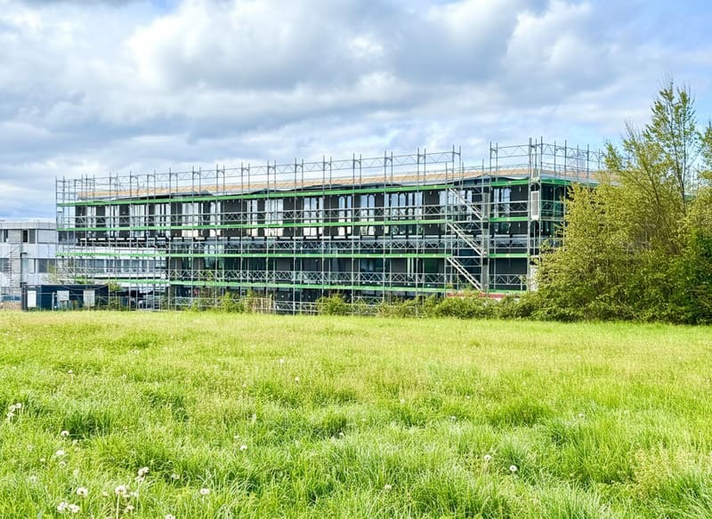 Verkaufsfläche in der Endphase der Bauarbeiten in der Industriezone Saint-Prex (1)