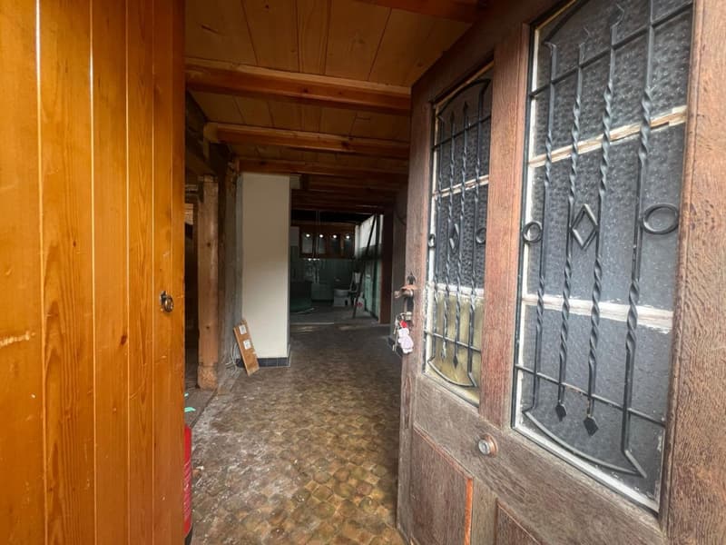 Beautiful chalet to renovate in Ormont-Dessous (13)