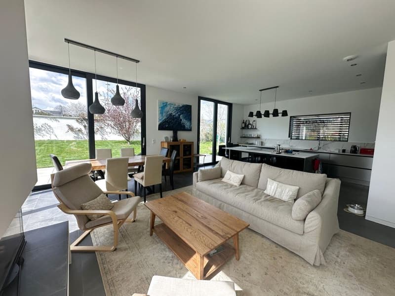 Prächtige Villa in Mies / 5 Schlafzimmer + Büro / Umschlossener Garten (6)