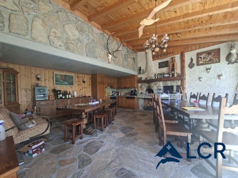 Large and very beautiful house located in Mase, magnificent village in absolute calm and with breathtaking views (13)