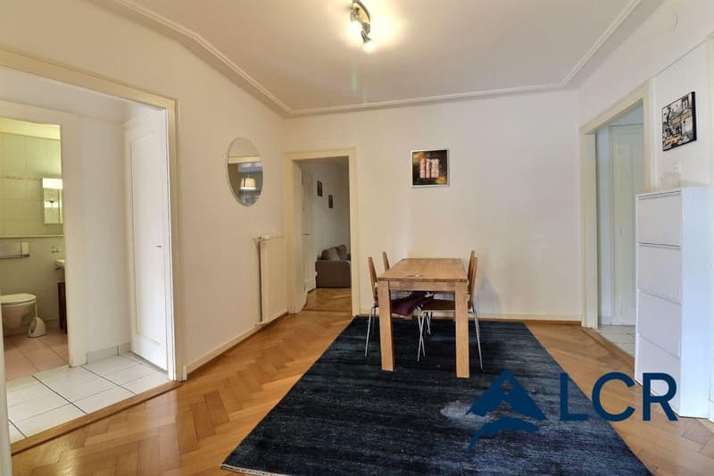 Schönes 3.5-Zimmer-Möbelhaus im Zentrum von Lausanne / 2 Schlafzimmer / 1 Badezimmer / 1 Balkon (4)