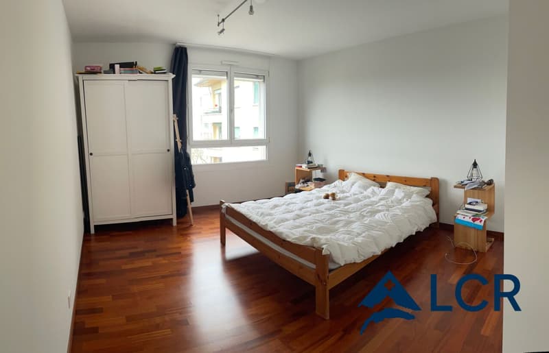 Bel appartement pour courte durée à Lausanne / meublé / 3 CHB / 2 SDB / 1 terrasse (5)