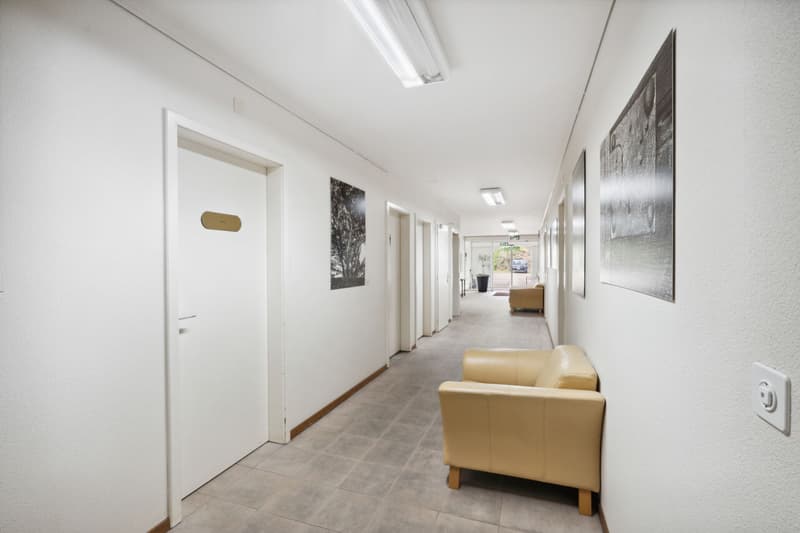 Ufficio privato di 26m² al Castello di Vaumarcus (2)