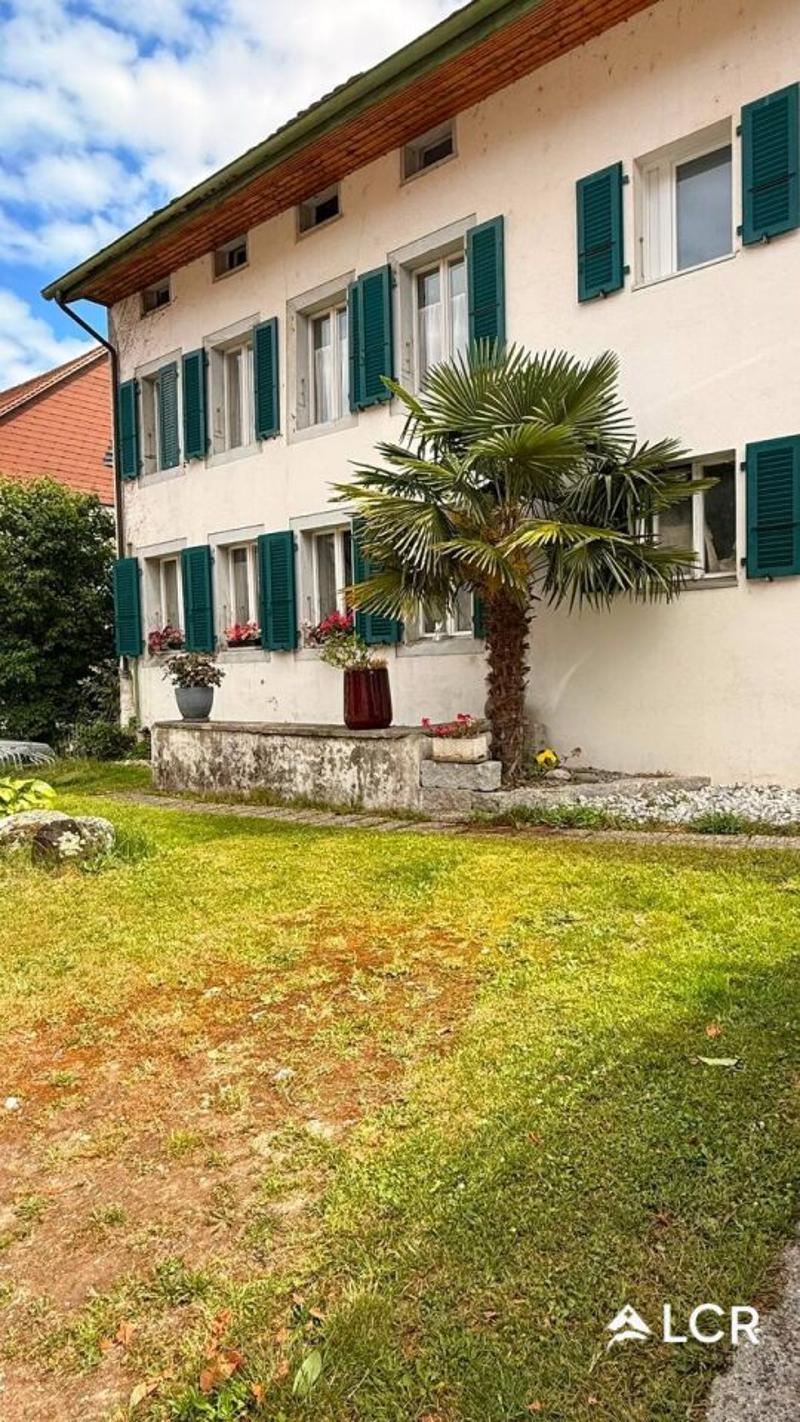 Bello appartamento di 4.5 locali a Grandcour (1)