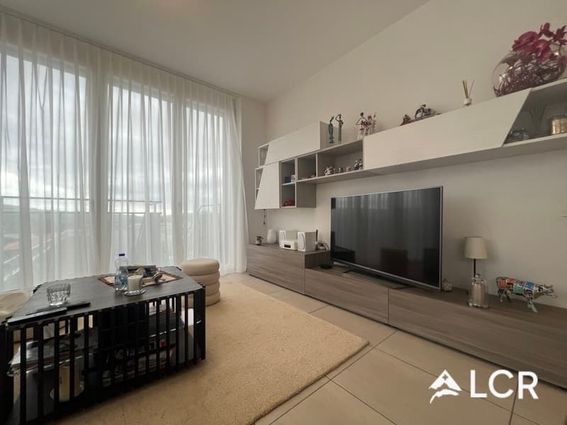 Prächtige 3.5-Zimmer-Wohnung mit 2 Schlafzimmern, 1 Badezimmer, 1 Balkon und 1 Terrasse (1)