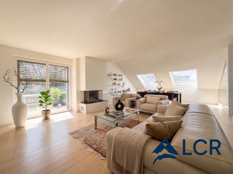 Splendid 4.5-room duplex penthouse - Lake view - 5 minutes from Morges (4)