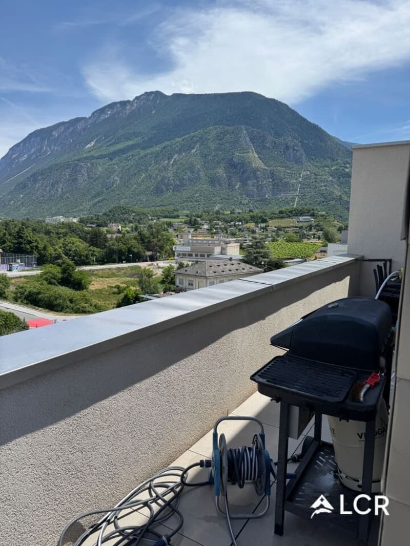 Magnifico duplex di 4.5 vani / 3 camere da letto / 3 bagni / 1 balcone (6)