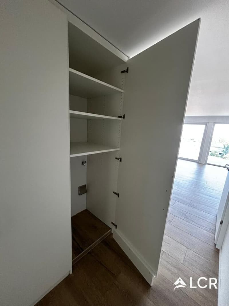 Meraviglioso Appartamento di 3.5 Locali / 2 Camere da Letto / 2 Bagni / 1 Balcone (12)