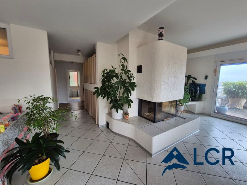 Appartamento di 5 locali a Colombier (2)