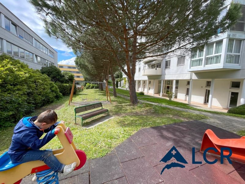Bel appartement pour courte durée à Lausanne / meublé / 3 CHB / 2 SDB / 1 terrasse (1)