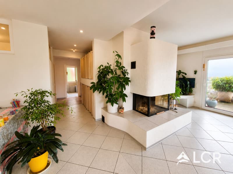 Wohnung mit 5 Zimmern in Colombier (3)