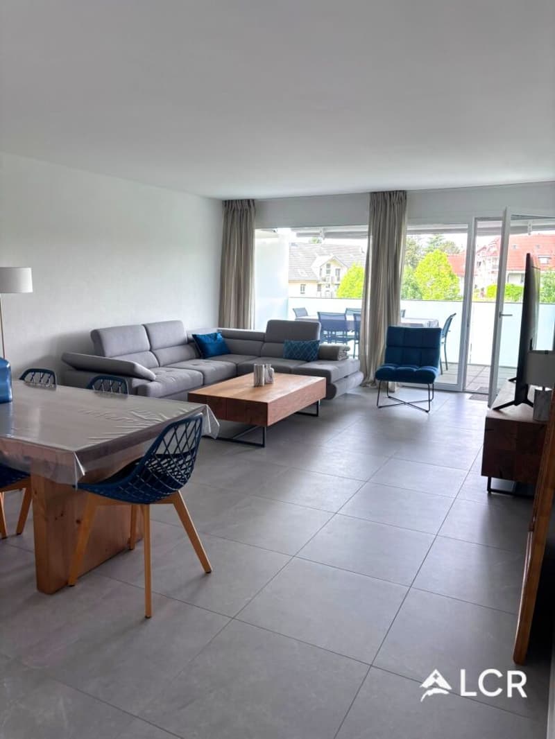 Schönes 3.5-Zimmer-Apartment von 88m² / 2 Schlafzimmern / 2 Badezimmern / 1 Balkon (1)